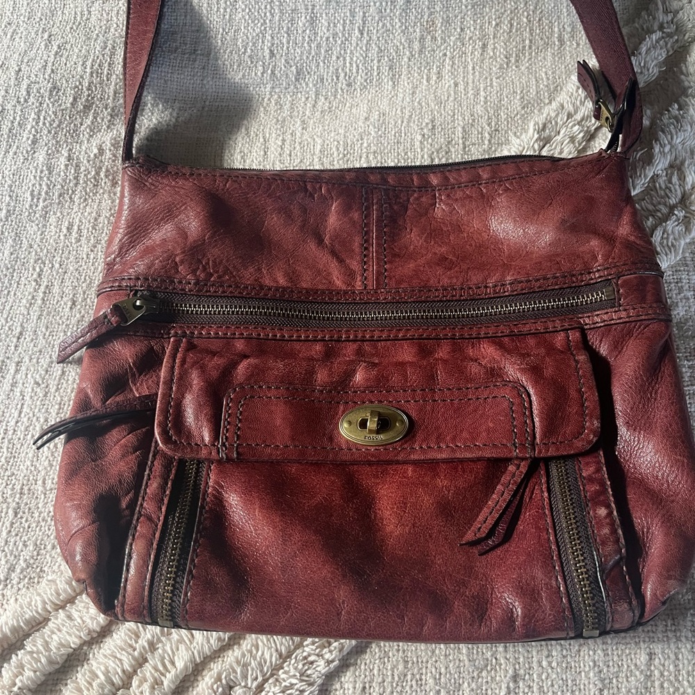 Vintage Fossil Long Live Vintage Leather crossbody bag purse